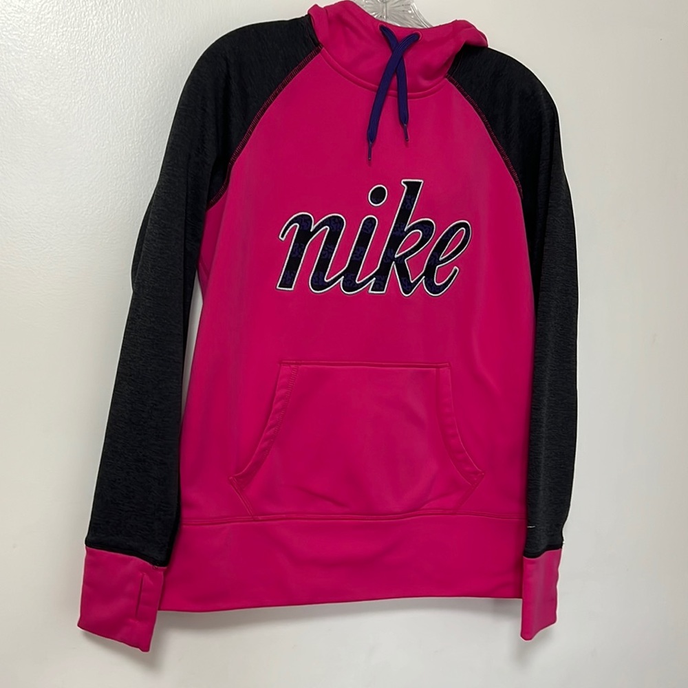 Ladies Nike Therma-Fit Sweatshirt